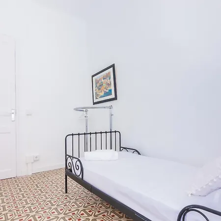 Homeholidaysrentals Arlene *