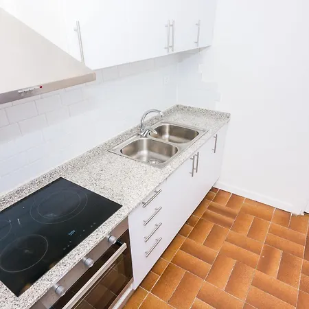 Homeholidaysrentals Arlene *