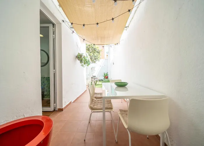 Homeholidaysrentals Arlene