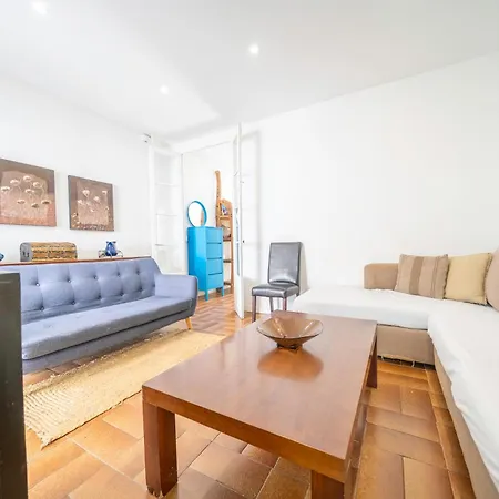 Homeholidaysrentals Arlene *