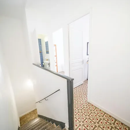 Homeholidaysrentals Arlene * קאללה