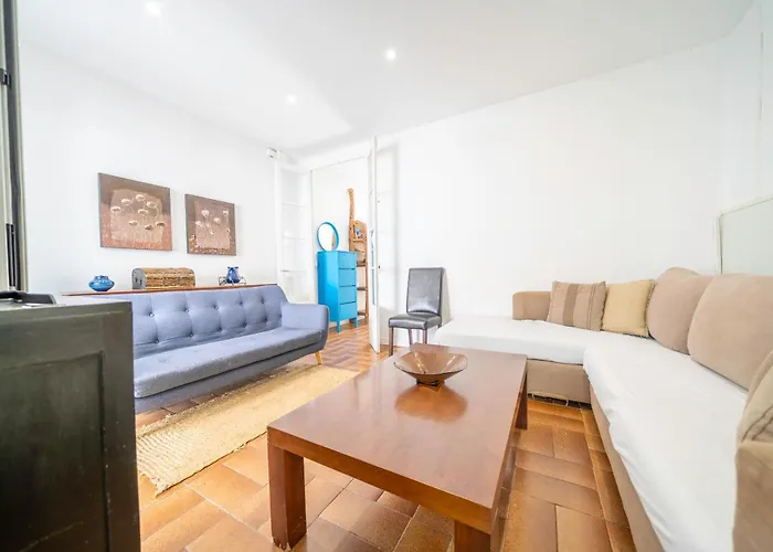 Homeholidaysrentals Arlene *