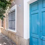 Homeholidaysrentals Arlene *