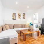 Homeholidaysrentals Arlene *