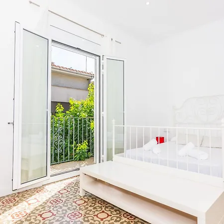 Homeholidaysrentals Arlene בית נופש קאללה
