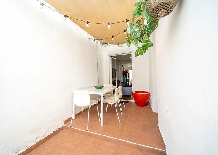 Homeholidaysrentals Arlene קאללה